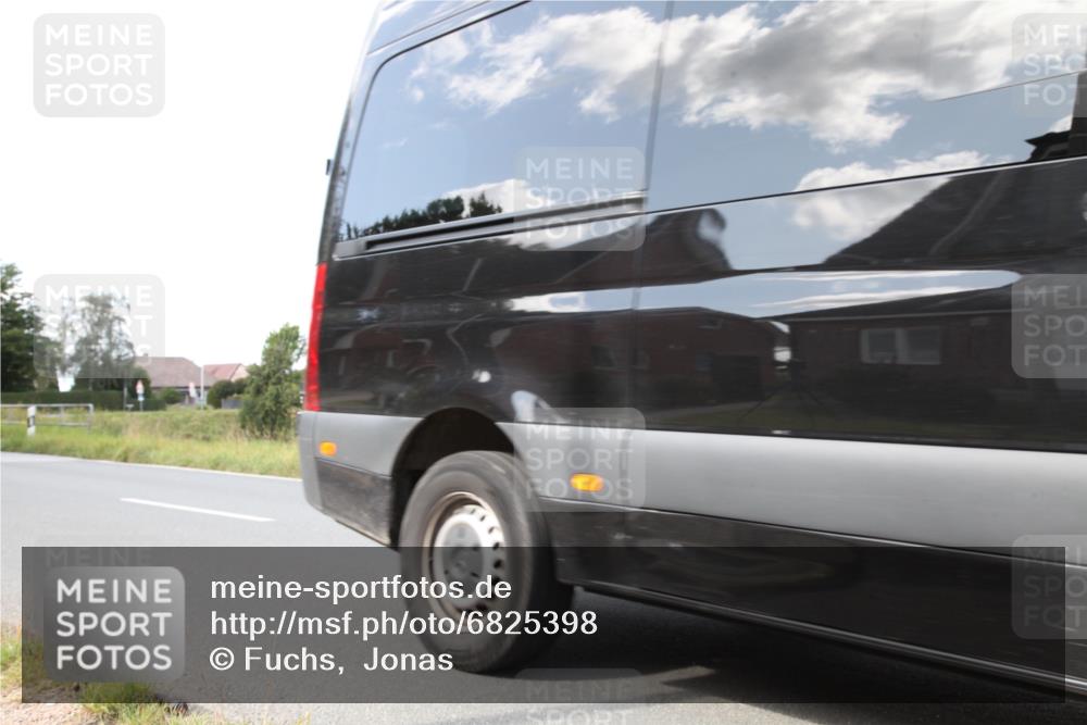 25.08.2024 - Elbe Triathlon Hamburg Fuchs,  Jonas http://msf.ph/oto/6825398 25.08.2024 11:53:29 Radfahren  meine-sportfotos.de