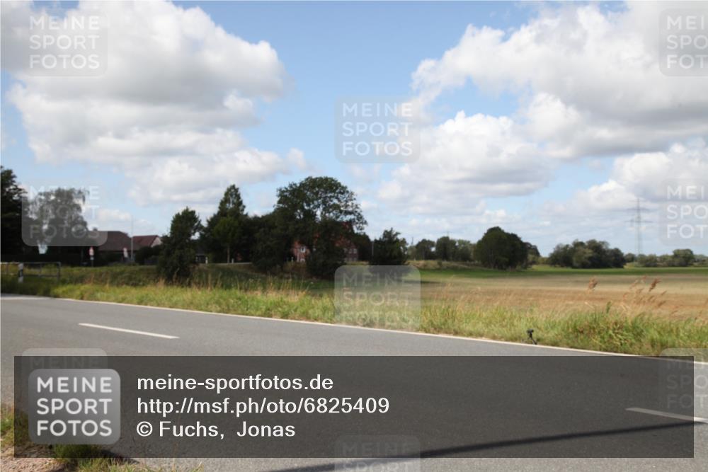 25.08.2024 - Elbe Triathlon Hamburg Fuchs,  Jonas http://msf.ph/oto/6825409 25.08.2024 11:53:16 Radfahren  meine-sportfotos.de