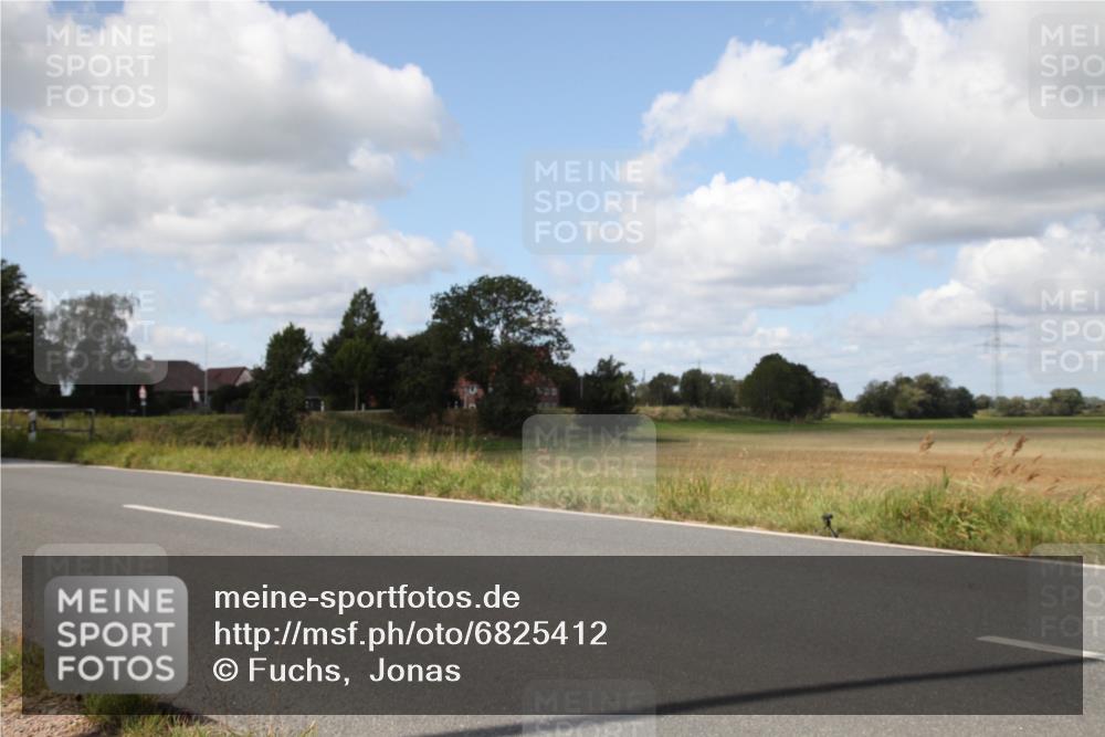 25.08.2024 - Elbe Triathlon Hamburg Fuchs,  Jonas http://msf.ph/oto/6825412 25.08.2024 11:53:15 Radfahren  meine-sportfotos.de