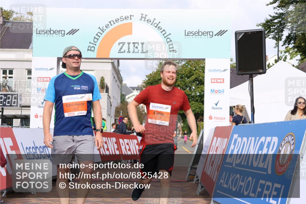 25.08.2024 - 20. Blankeneser Heldenlauf Strokosch-Dieckow http://msf.ph/oto/6825428 25.08.2024 09:52:59 Ziel 183, 224, 248, 263, 267 meine-sportfotos.de