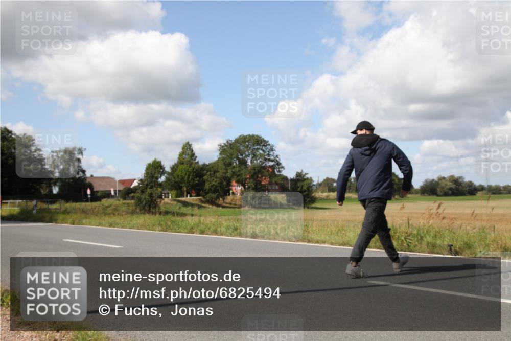 25.08.2024 - Elbe Triathlon Hamburg Fuchs,  Jonas http://msf.ph/oto/6825494 25.08.2024 11:47:41 Radfahren  meine-sportfotos.de