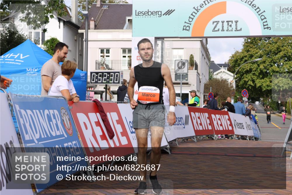 25.08.2024 - 20. Blankeneser Heldenlauf Strokosch-Dieckow http://msf.ph/oto/6825687 25.08.2024 09:53:03 Ziel 224, 248, 263 meine-sportfotos.de