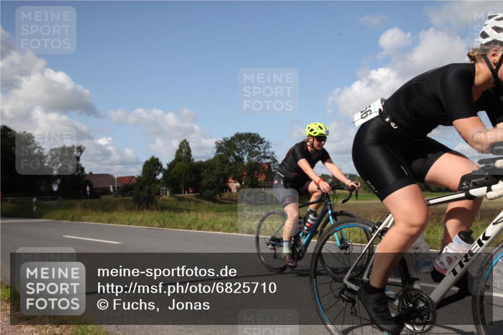 25.08.2024 - Elbe Triathlon Hamburg Fuchs,  Jonas http://msf.ph/oto/6825710 25.08.2024 11:23:05 Radfahren 1656, 1693 meine-sportfotos.de