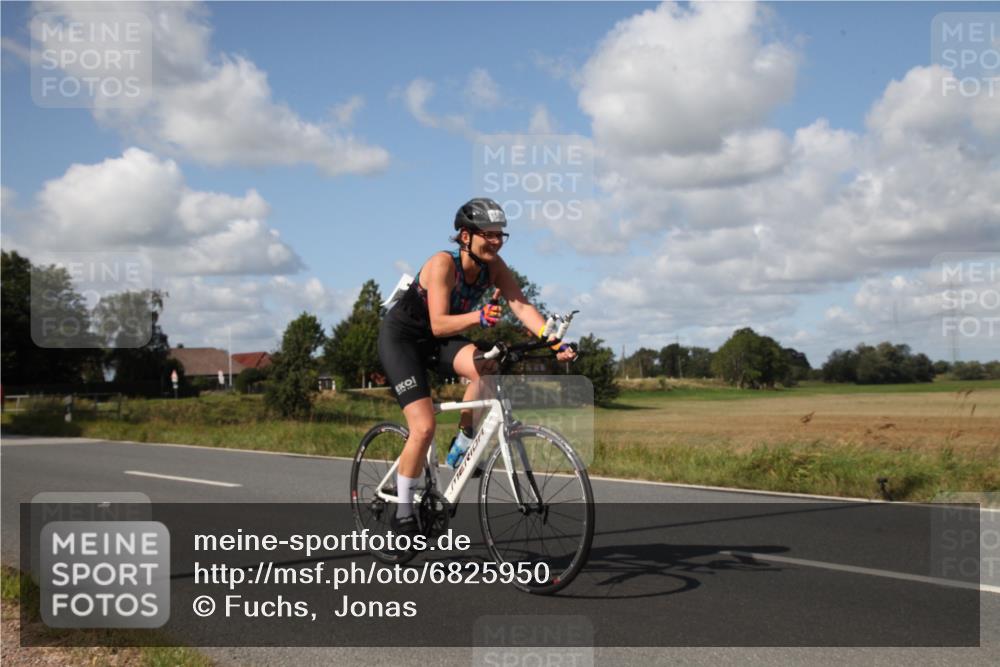 25.08.2024 - Elbe Triathlon Hamburg Fuchs,  Jonas http://msf.ph/oto/6825950 25.08.2024 11:13:09 Radfahren 1596, 1552 meine-sportfotos.de