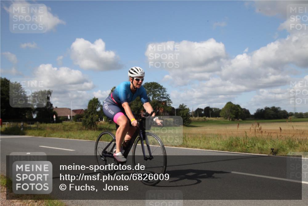 25.08.2024 - Elbe Triathlon Hamburg Fuchs,  Jonas http://msf.ph/oto/6826009 25.08.2024 11:10:50 Radfahren 1529, 791, 1597, 1556, 1423 meine-sportfotos.de