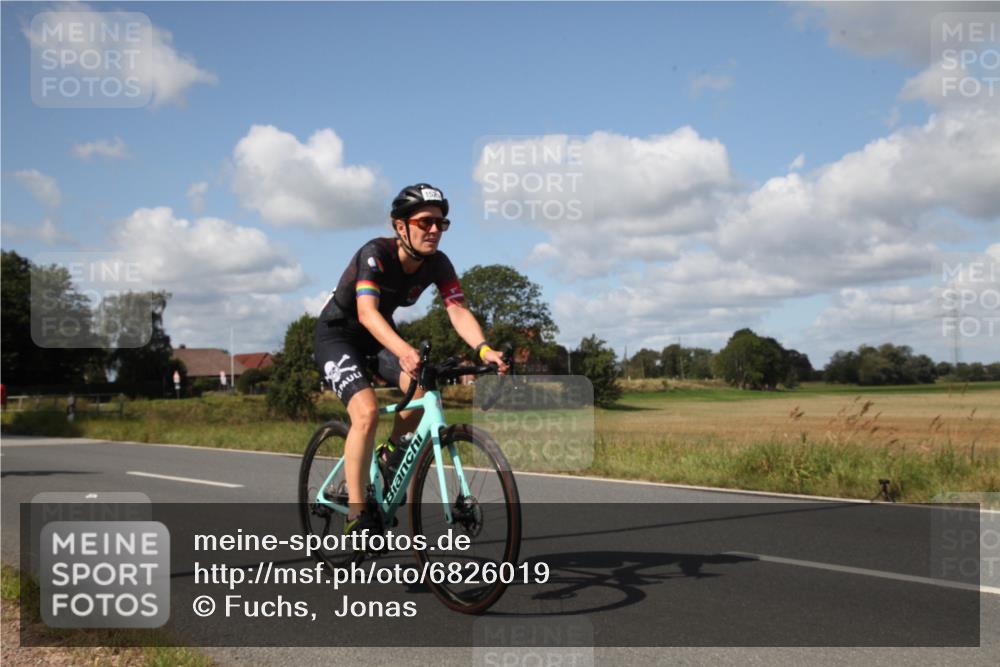 25.08.2024 - Elbe Triathlon Hamburg Fuchs,  Jonas http://msf.ph/oto/6826019 25.08.2024 11:10:46 Radfahren 1707, 1718, 1715, 1529, 791, 1597, 1556 meine-sportfotos.de