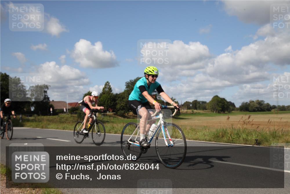 25.08.2024 - Elbe Triathlon Hamburg Fuchs,  Jonas http://msf.ph/oto/6826044 25.08.2024 11:10:23 Radfahren 1519, 1668, 1713, 1475, 1591, 1547, 1559 meine-sportfotos.de