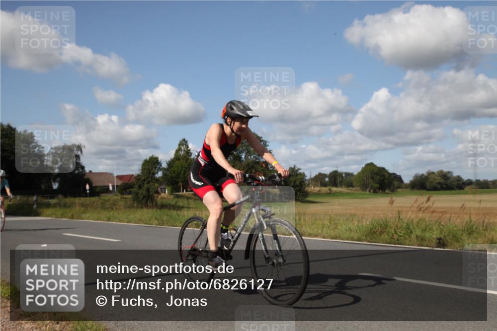 25.08.2024 - Elbe Triathlon Hamburg Fuchs,  Jonas http://msf.ph/oto/6826127 25.08.2024 11:09:14 Radfahren 603, 1502, 1651, 1548, 1599, 1518 meine-sportfotos.de