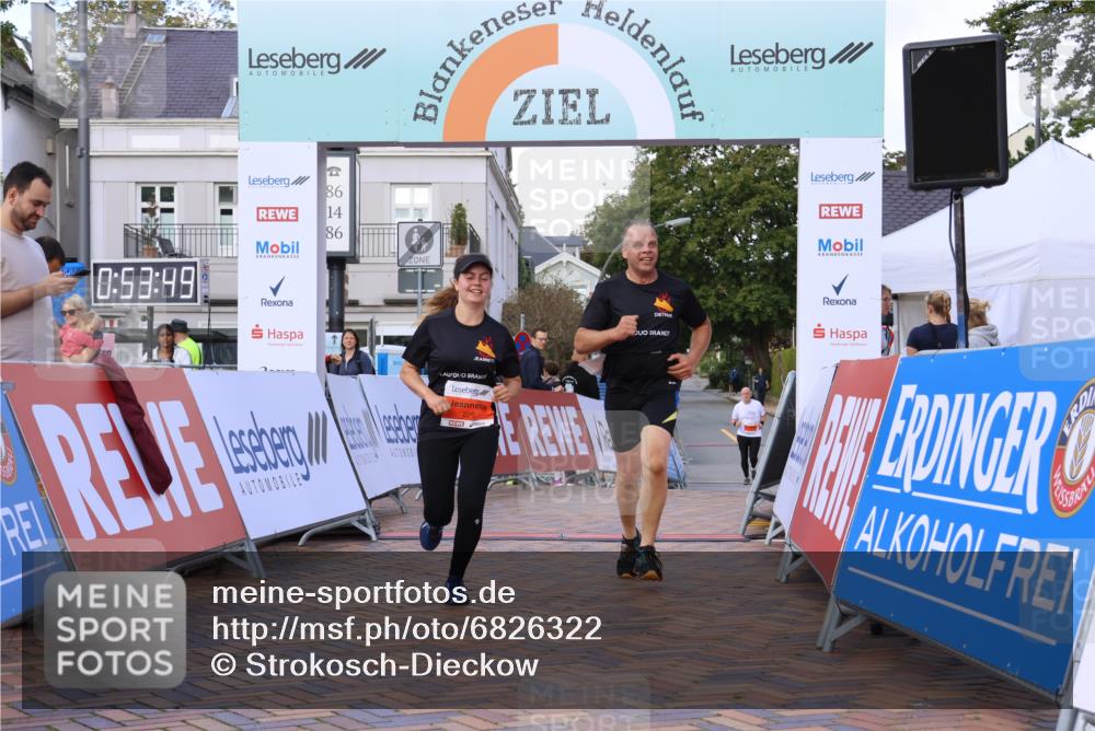 25.08.2024 - 20. Blankeneser Heldenlauf Strokosch-Dieckow http://msf.ph/oto/6826322 25.08.2024 09:54:23 Ziel 229, 230 meine-sportfotos.de