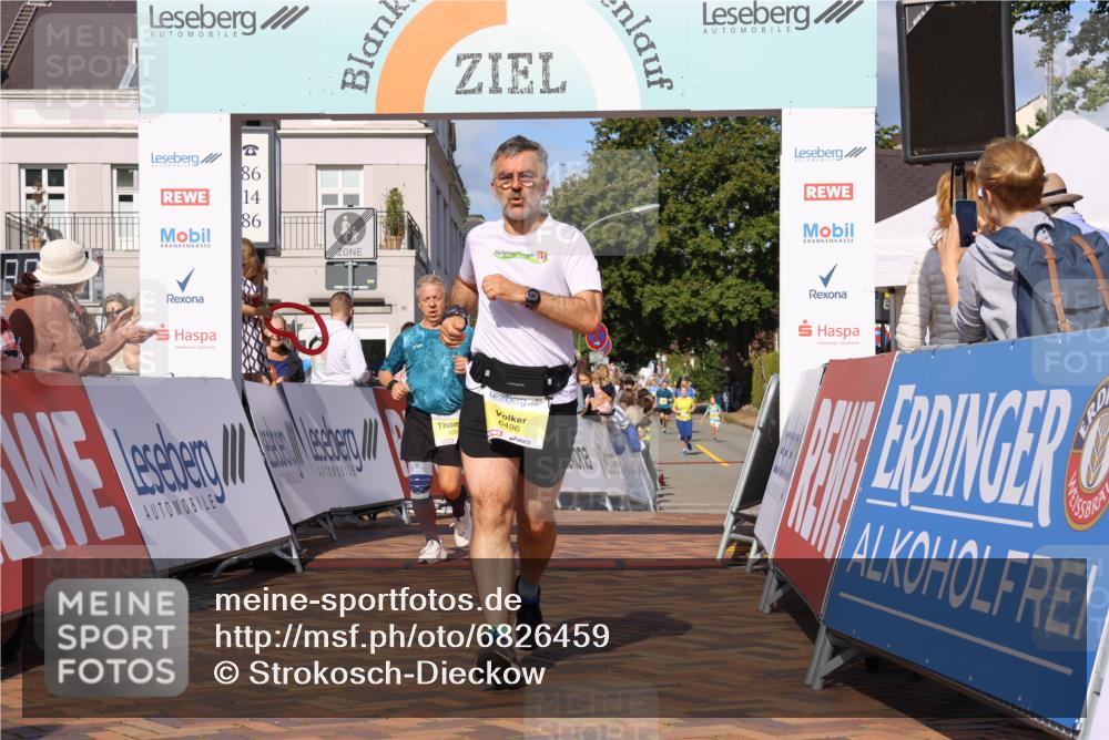 25.08.2024 - 20. Blankeneser Heldenlauf Strokosch-Dieckow http://msf.ph/oto/6826459 25.08.2024 10:25:15 Ziel 6006, 6240, 6447, 6496 meine-sportfotos.de