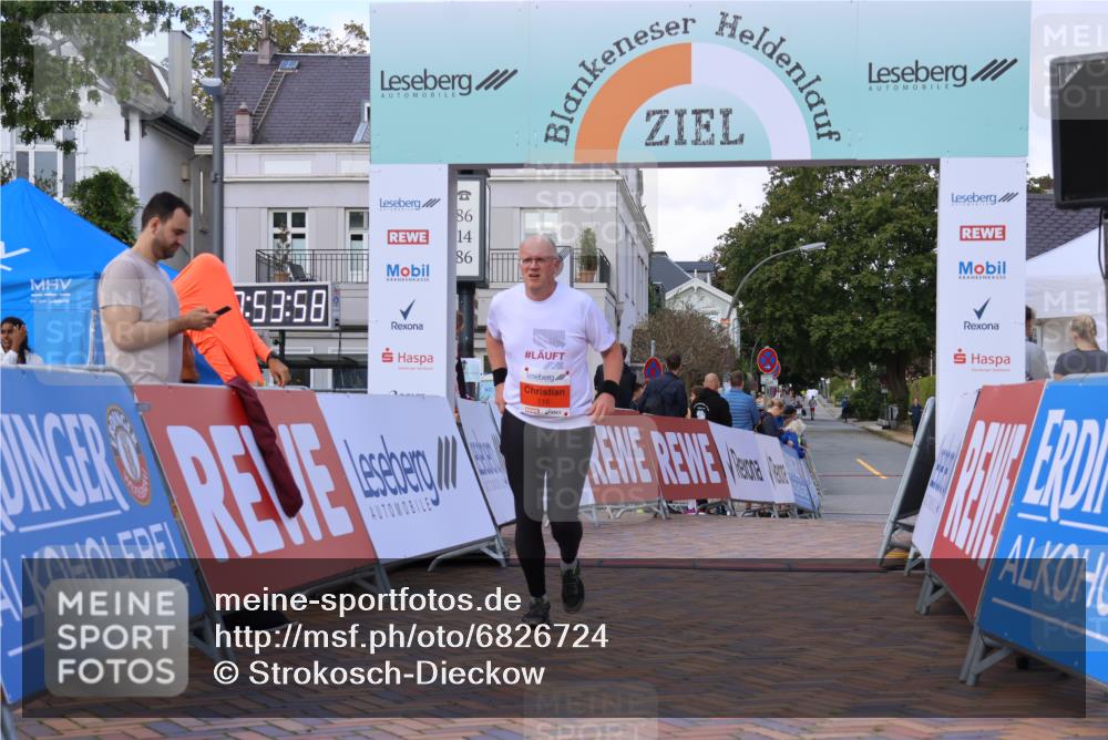 25.08.2024 - 20. Blankeneser Heldenlauf Strokosch-Dieckow http://msf.ph/oto/6826724 25.08.2024 09:54:31 Ziel 116, 230 meine-sportfotos.de