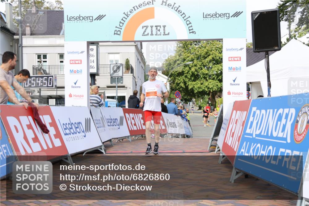 25.08.2024 - 20. Blankeneser Heldenlauf Strokosch-Dieckow http://msf.ph/oto/6826860 25.08.2024 09:55:23 Ziel 107 meine-sportfotos.de