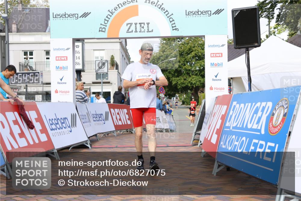 25.08.2024 - 20. Blankeneser Heldenlauf Strokosch-Dieckow http://msf.ph/oto/6827075 25.08.2024 09:55:25 Ziel 107 meine-sportfotos.de