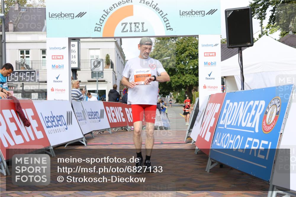 25.08.2024 - 20. Blankeneser Heldenlauf Strokosch-Dieckow http://msf.ph/oto/6827133 25.08.2024 09:55:26 Ziel 107 meine-sportfotos.de