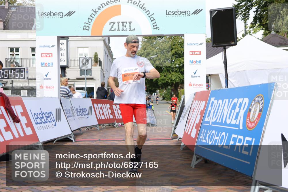 25.08.2024 - 20. Blankeneser Heldenlauf Strokosch-Dieckow http://msf.ph/oto/6827165 25.08.2024 09:55:26 Ziel 107 meine-sportfotos.de