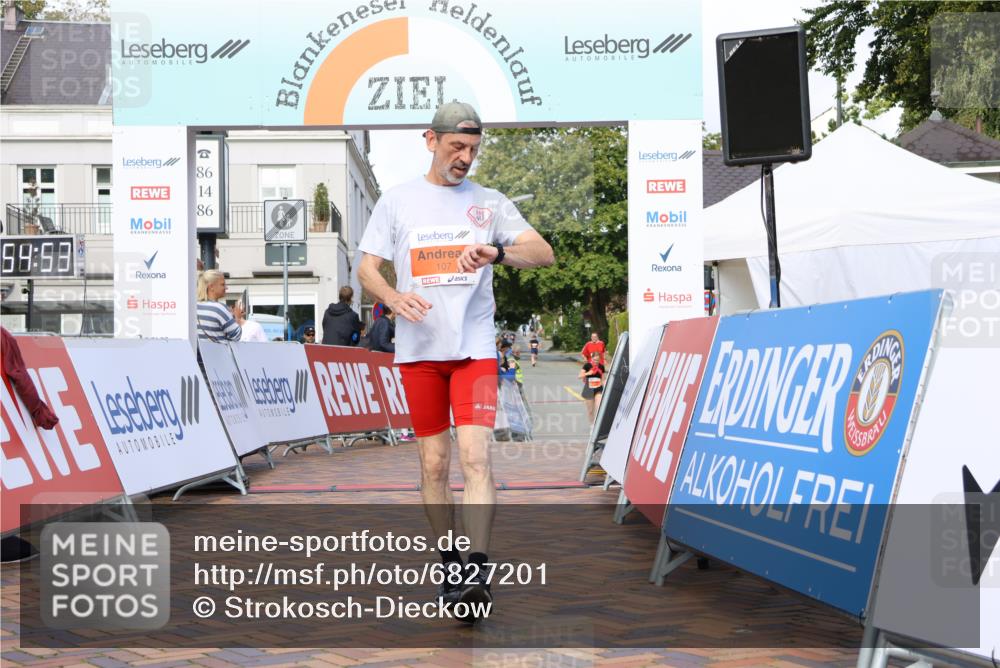 25.08.2024 - 20. Blankeneser Heldenlauf Strokosch-Dieckow http://msf.ph/oto/6827201 25.08.2024 09:55:26 Ziel 107 meine-sportfotos.de