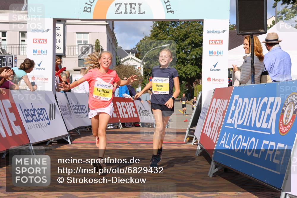 25.08.2024 - 20. Blankeneser Heldenlauf Strokosch-Dieckow http://msf.ph/oto/6829432 25.08.2024 10:25:57 Ziel 6311, 6501 meine-sportfotos.de