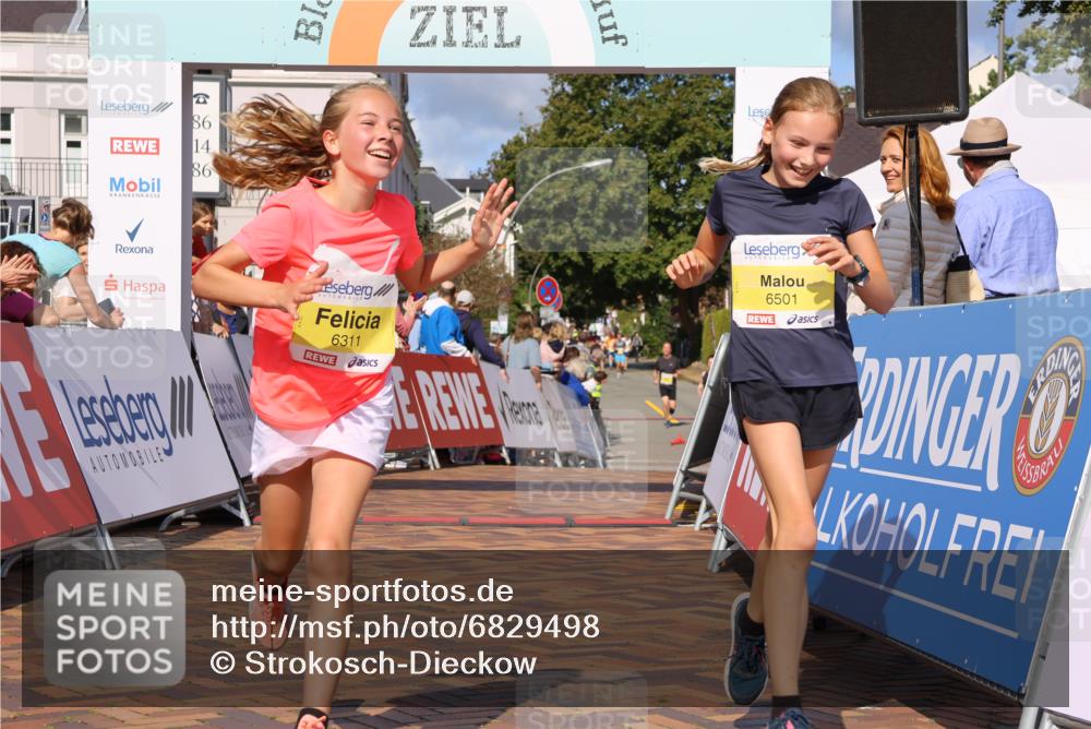 25.08.2024 - 20. Blankeneser Heldenlauf Strokosch-Dieckow http://msf.ph/oto/6829498 25.08.2024 10:25:58 Ziel 6311, 6501 meine-sportfotos.de