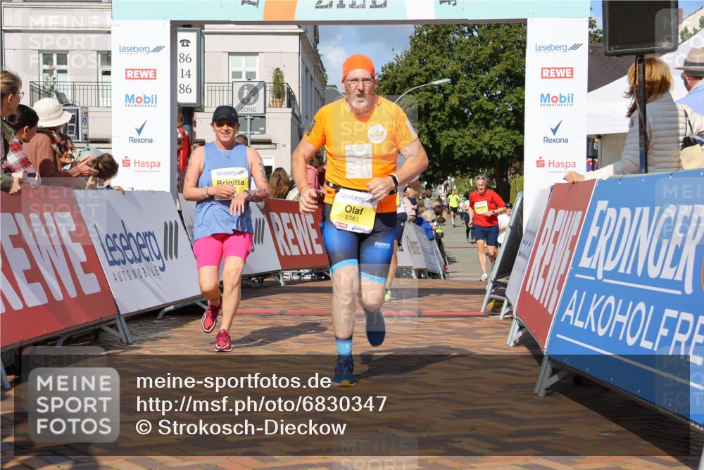 25.08.2024 - 20. Blankeneser Heldenlauf Strokosch-Dieckow http://msf.ph/oto/6830347 25.08.2024 10:26:23 Ziel 6251, 6255, 6383, 6384, 6452, 6453 meine-sportfotos.de