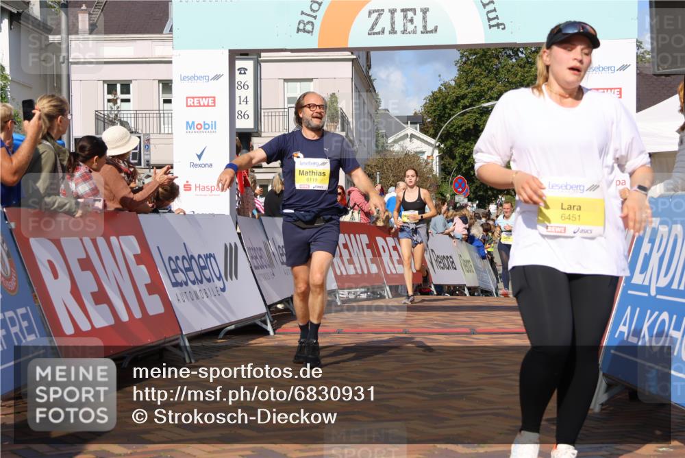 25.08.2024 - 20. Blankeneser Heldenlauf Strokosch-Dieckow http://msf.ph/oto/6830931 25.08.2024 10:26:31 Ziel 6069, 6119, 6251, 6384, 6433, 6451 meine-sportfotos.de