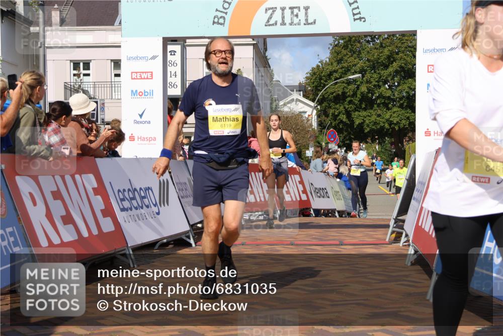 25.08.2024 - 20. Blankeneser Heldenlauf Strokosch-Dieckow http://msf.ph/oto/6831035 25.08.2024 10:26:31 Ziel 6069, 6119, 6251, 6384, 6433, 6451 meine-sportfotos.de