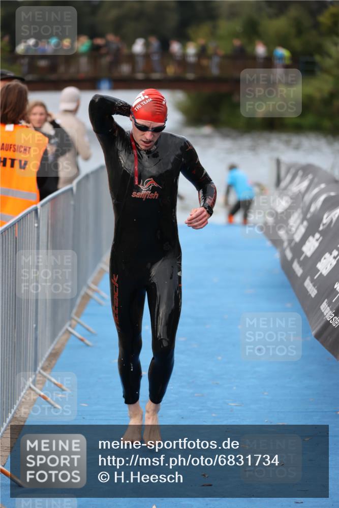 25.08.2024 - Elbe Triathlon Hamburg H.Heesch http://msf.ph/oto/6831734 25.08.2024 08:30:00 Schwimmen 37, 68, 78, 79, 82, 95 meine-sportfotos.de