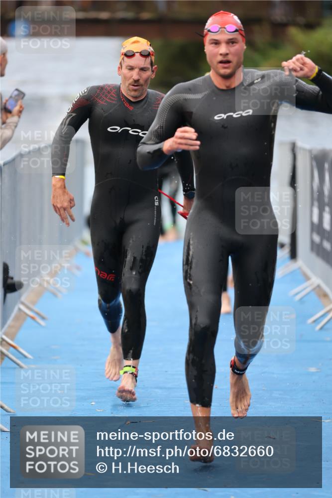25.08.2024 - Elbe Triathlon Hamburg H.Heesch http://msf.ph/oto/6832660 25.08.2024 08:31:55 Schwimmen 34, 39, 40, 71, 75, 81, 89, 92, 100 meine-sportfotos.de