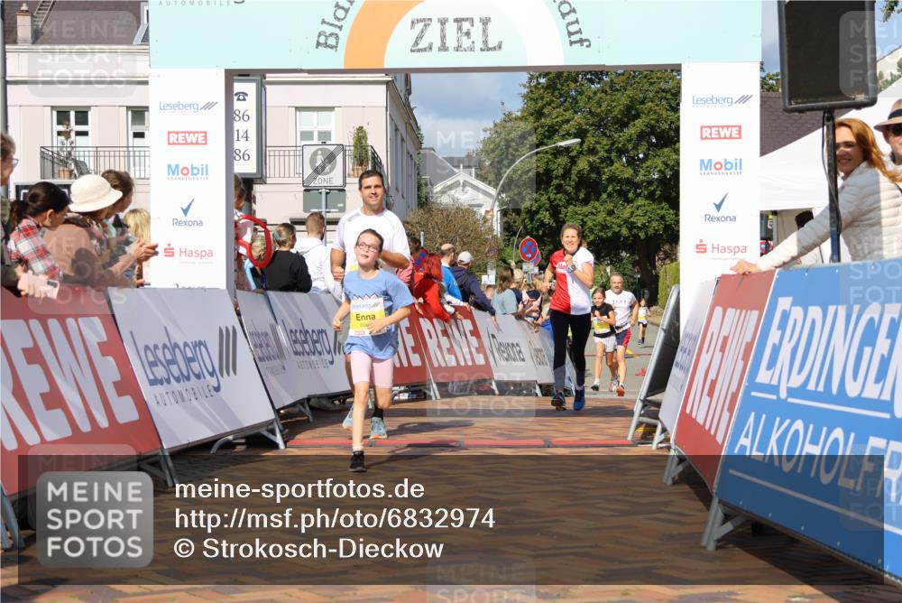 25.08.2024 - 20. Blankeneser Heldenlauf Strokosch-Dieckow http://msf.ph/oto/6832974 25.08.2024 10:27:26 Ziel 6080, 6081, 6250, 6335, 6526 meine-sportfotos.de