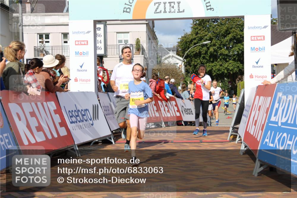 25.08.2024 - 20. Blankeneser Heldenlauf Strokosch-Dieckow http://msf.ph/oto/6833063 25.08.2024 10:27:27 Ziel 6080, 6081, 6250, 6335, 6526 meine-sportfotos.de