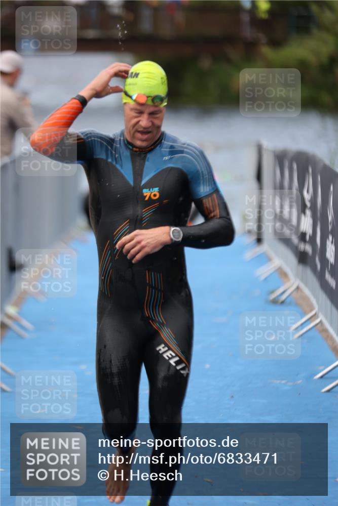 25.08.2024 - Elbe Triathlon Hamburg H.Heesch http://msf.ph/oto/6833471 25.08.2024 08:32:56 Schwimmen 50, 91, 99, 105 meine-sportfotos.de