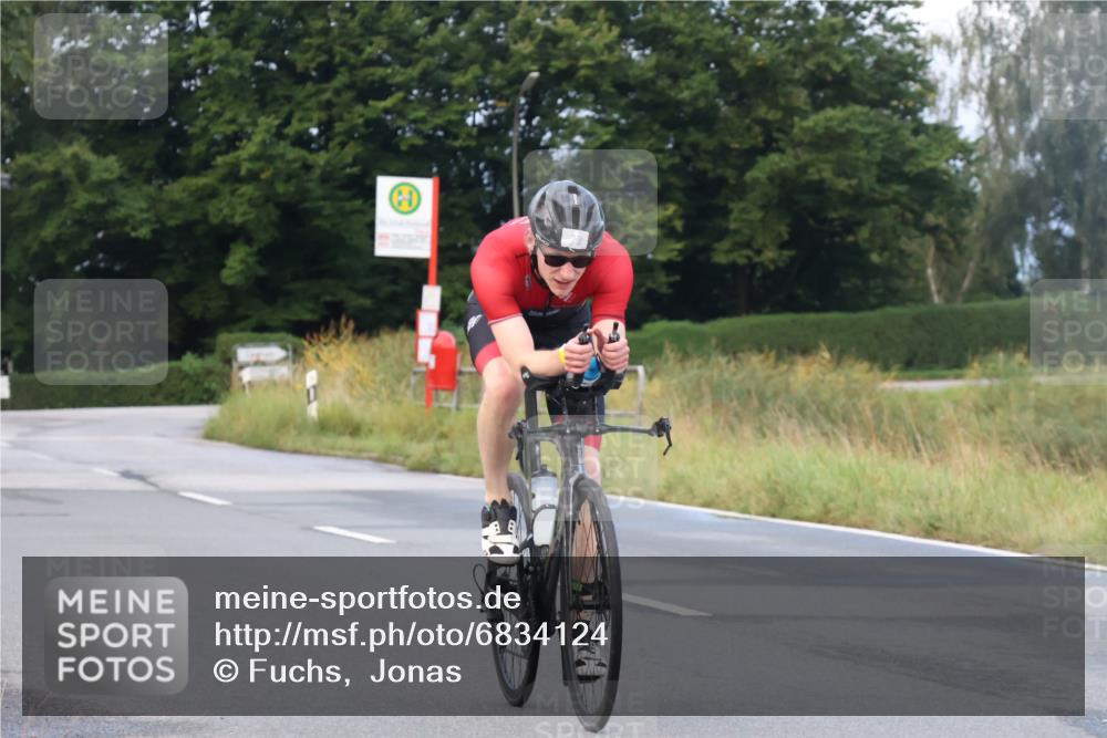 25.08.2024 - Elbe Triathlon Hamburg Fuchs,  Jonas http://msf.ph/oto/6834124 25.08.2024 08:38:38 Radfahren 106, 79 meine-sportfotos.de