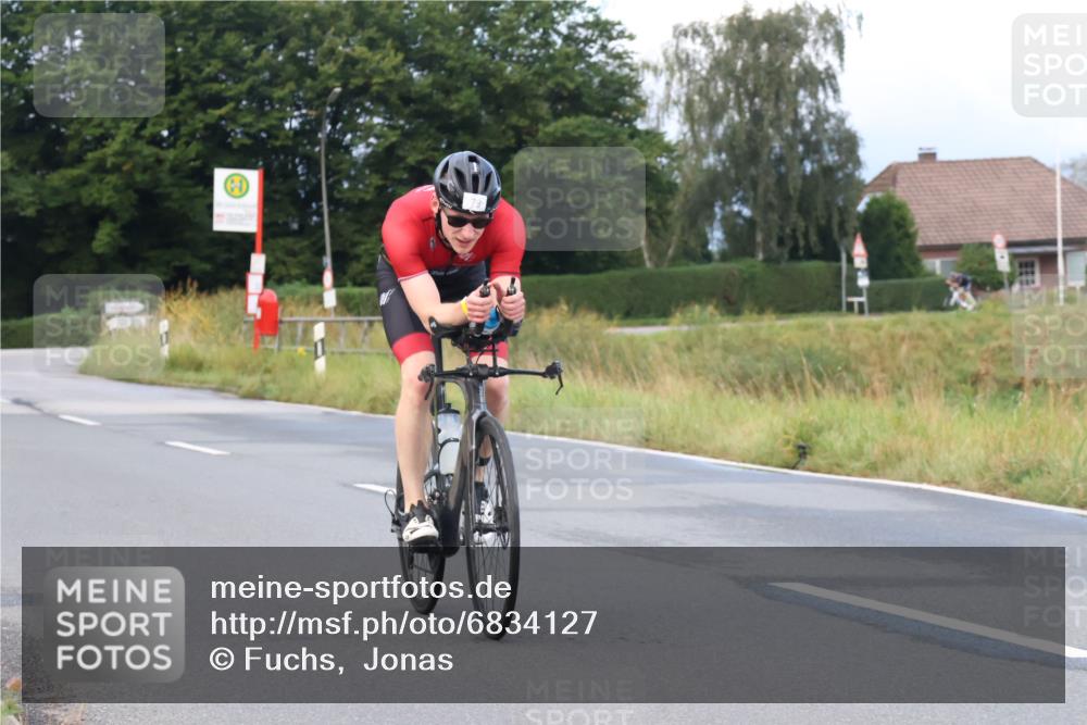 25.08.2024 - Elbe Triathlon Hamburg Fuchs,  Jonas http://msf.ph/oto/6834127 25.08.2024 08:38:39 Radfahren 106, 79 meine-sportfotos.de