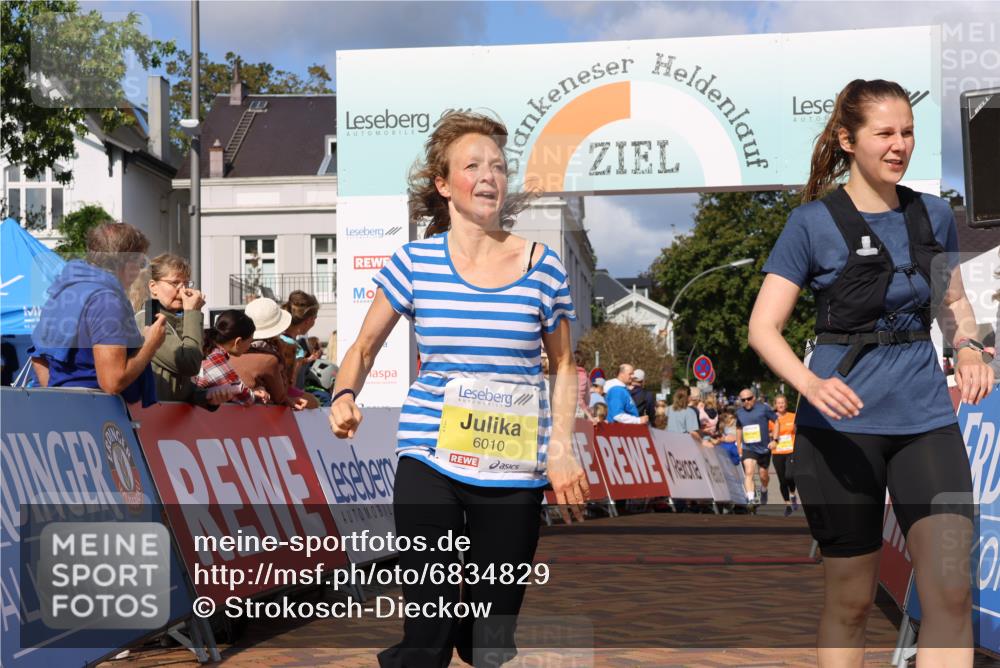 25.08.2024 - 20. Blankeneser Heldenlauf Strokosch-Dieckow http://msf.ph/oto/6834829 25.08.2024 10:27:59 Ziel 6010, 6074, 6203, 6214, 6299, 6318 meine-sportfotos.de