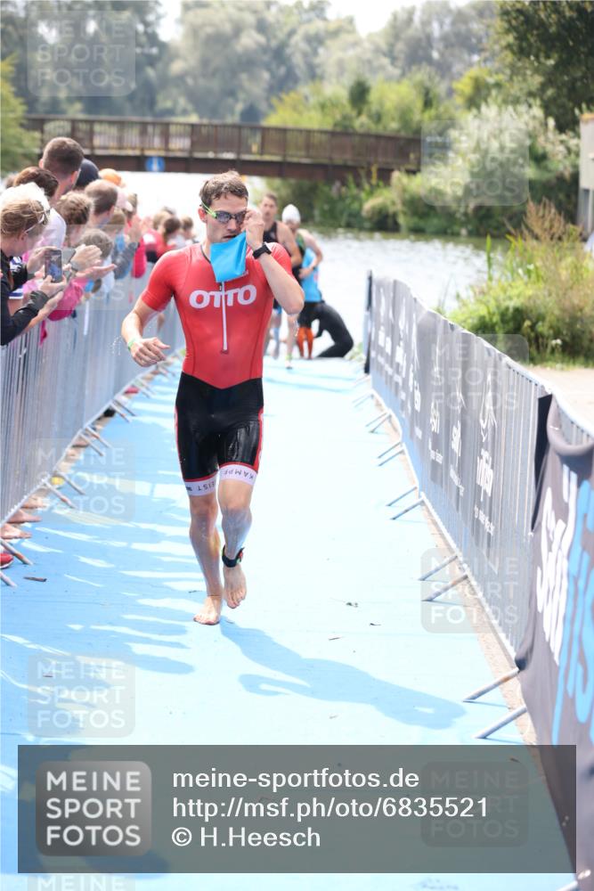 25.08.2024 - Elbe Triathlon Hamburg H.Heesch http://msf.ph/oto/6835521 25.08.2024 14:04:28 Schwimmen 3, 5, 11, 12, 21, 24, 27 meine-sportfotos.de