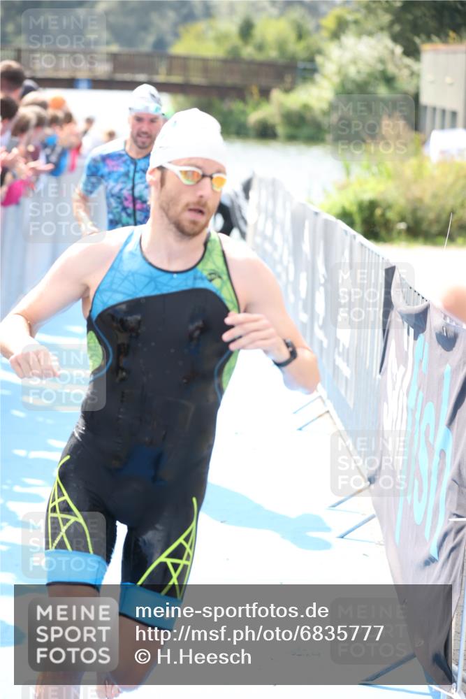 25.08.2024 - Elbe Triathlon Hamburg H.Heesch http://msf.ph/oto/6835777 25.08.2024 14:04:34 Schwimmen 3, 5, 11, 12, 21, 24, 27, 31 meine-sportfotos.de