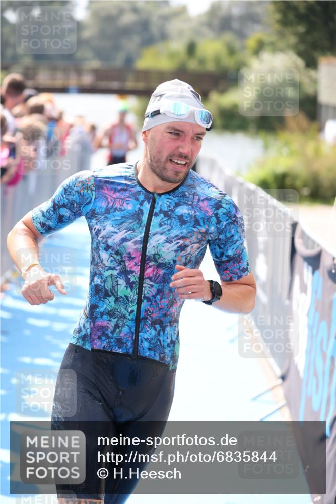 25.08.2024 - Elbe Triathlon Hamburg H.Heesch http://msf.ph/oto/6835844 25.08.2024 14:04:35 Schwimmen 3, 5, 11, 12, 21, 24, 27, 31 meine-sportfotos.de