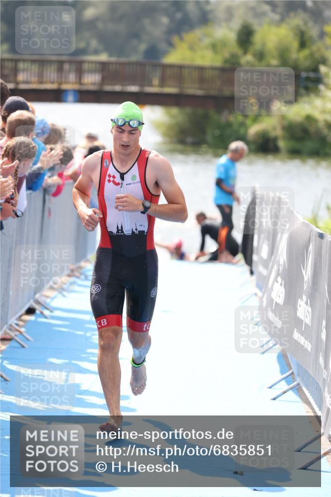 25.08.2024 - Elbe Triathlon Hamburg H.Heesch http://msf.ph/oto/6835851 25.08.2024 14:04:38 Schwimmen 3, 5, 11, 12, 21, 24, 26, 27, 31 meine-sportfotos.de