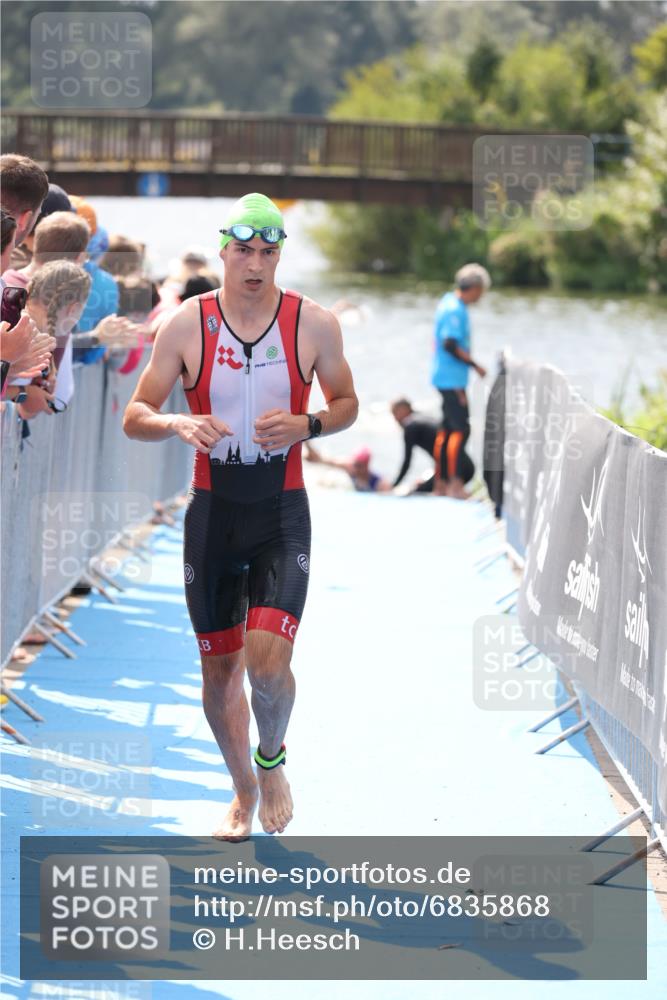 25.08.2024 - Elbe Triathlon Hamburg H.Heesch http://msf.ph/oto/6835868 25.08.2024 14:04:38 Schwimmen 3, 5, 11, 12, 21, 24, 26, 27, 31 meine-sportfotos.de