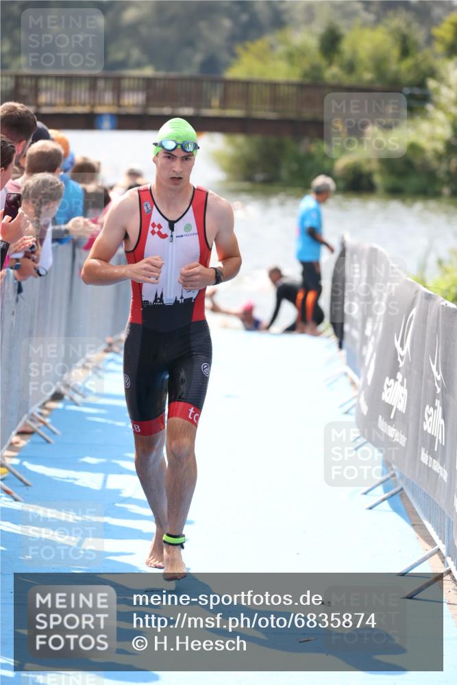 25.08.2024 - Elbe Triathlon Hamburg H.Heesch http://msf.ph/oto/6835874 25.08.2024 14:04:38 Schwimmen 3, 5, 11, 12, 21, 24, 26, 27, 31 meine-sportfotos.de