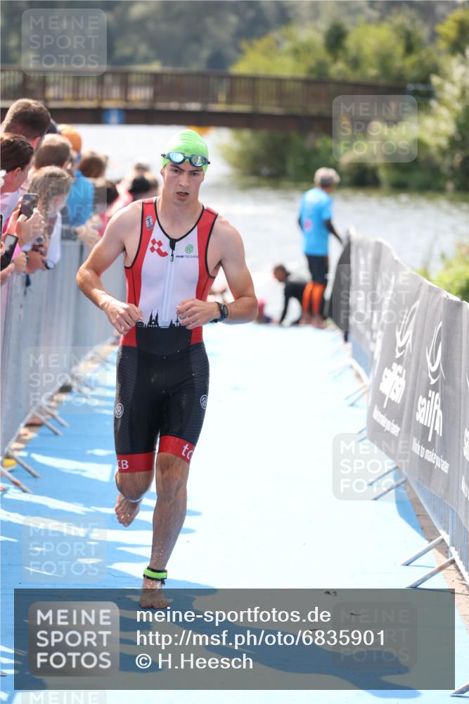 25.08.2024 - Elbe Triathlon Hamburg H.Heesch http://msf.ph/oto/6835901 25.08.2024 14:04:38 Schwimmen 3, 5, 11, 12, 21, 24, 26, 27, 31 meine-sportfotos.de