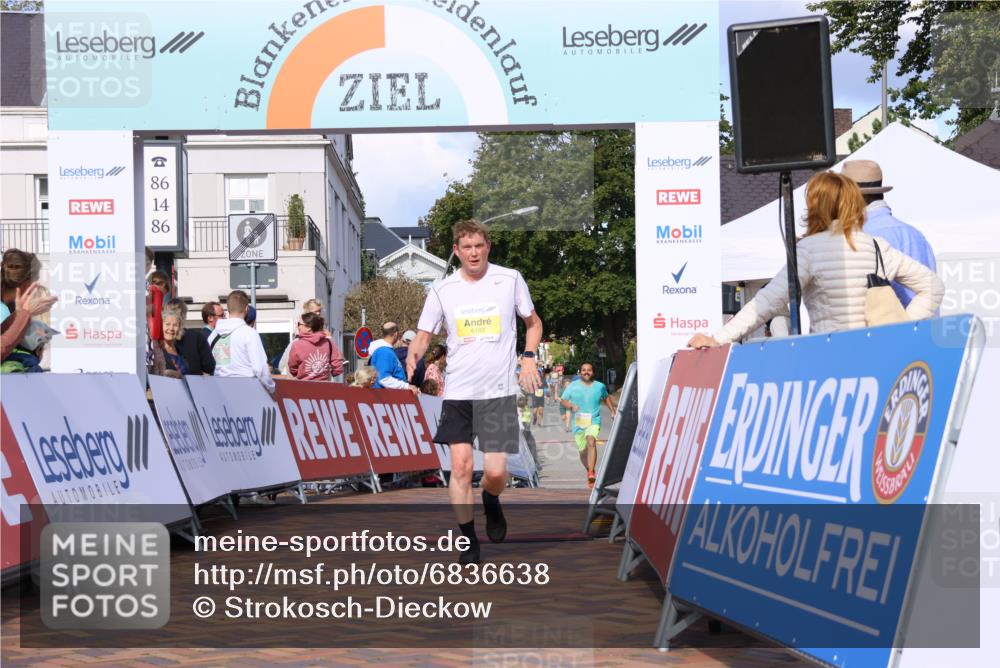 25.08.2024 - 20. Blankeneser Heldenlauf Strokosch-Dieckow http://msf.ph/oto/6836638 25.08.2024 10:28:26 Ziel 6102, 6107, 6220 meine-sportfotos.de