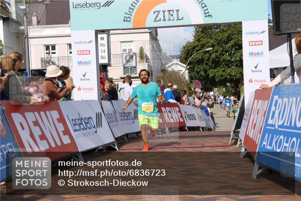 25.08.2024 - 20. Blankeneser Heldenlauf Strokosch-Dieckow http://msf.ph/oto/6836723 25.08.2024 10:28:31 Ziel 6102, 6518 meine-sportfotos.de