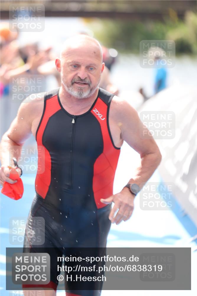 25.08.2024 - Elbe Triathlon Hamburg H.Heesch http://msf.ph/oto/6838319 25.08.2024 14:04:59 Schwimmen 1, 2, 14, 26, 27, 31 meine-sportfotos.de