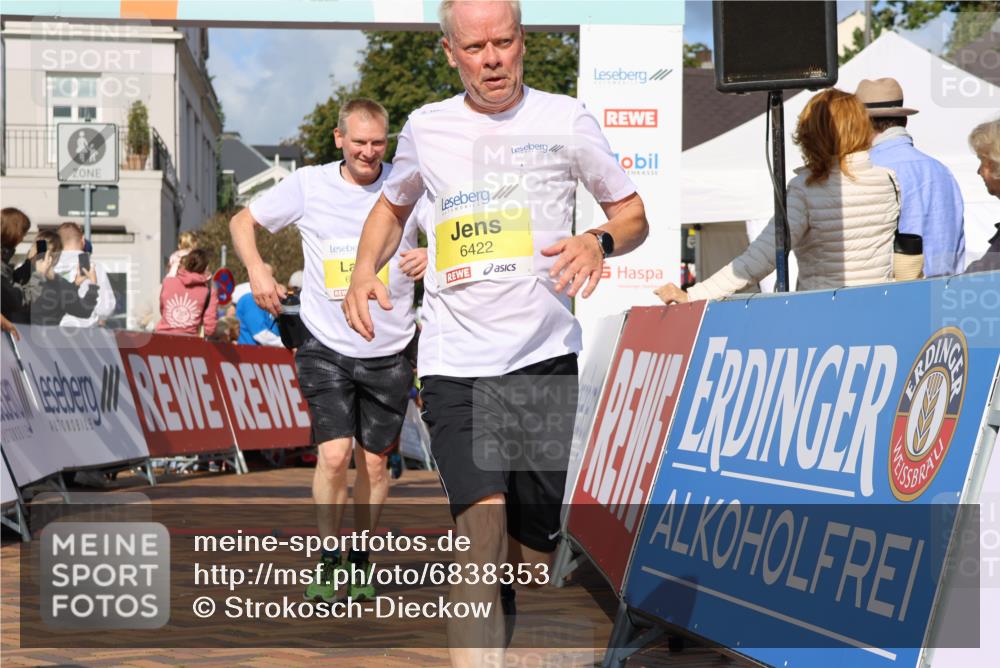 25.08.2024 - 20. Blankeneser Heldenlauf Strokosch-Dieckow http://msf.ph/oto/6838353 25.08.2024 10:29:33 Ziel 6085, 6278, 6337, 6414, 6417, 6422 meine-sportfotos.de