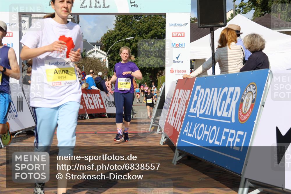 25.08.2024 - 20. Blankeneser Heldenlauf Strokosch-Dieckow http://msf.ph/oto/6838557 25.08.2024 10:29:40 Ziel 6196, 6278, 6323, 6414, 6417, 6499 meine-sportfotos.de