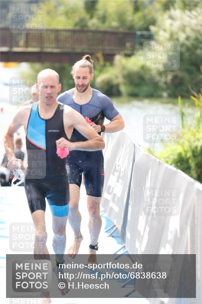 25.08.2024 - Elbe Triathlon Hamburg H.Heesch http://msf.ph/oto/6838638 25.08.2024 14:05:17 Schwimmen 1, 2, 4, 8, 9, 13, 14, 22, 25 meine-sportfotos.de