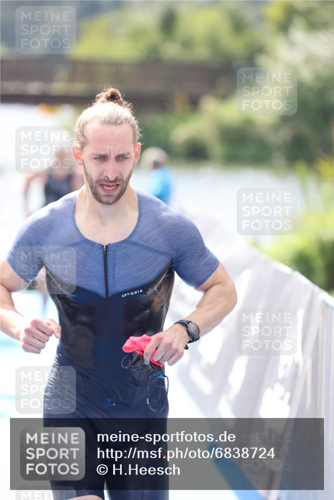 25.08.2024 - Elbe Triathlon Hamburg H.Heesch http://msf.ph/oto/6838724 25.08.2024 14:05:20 Schwimmen 1, 2, 4, 8, 9, 13, 14, 22, 25 meine-sportfotos.de