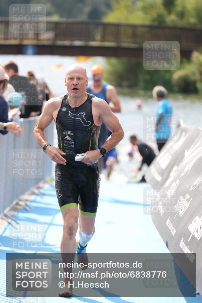 25.08.2024 - Elbe Triathlon Hamburg H.Heesch http://msf.ph/oto/6838776 25.08.2024 14:05:22 Schwimmen 1, 2, 4, 8, 9, 13, 14, 22, 25 meine-sportfotos.de