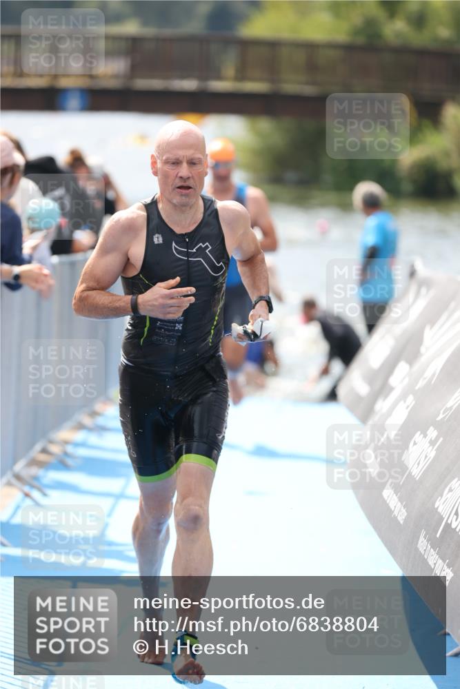 25.08.2024 - Elbe Triathlon Hamburg H.Heesch http://msf.ph/oto/6838804 25.08.2024 14:05:23 Schwimmen 1, 2, 4, 8, 9, 13, 14, 22, 25 meine-sportfotos.de