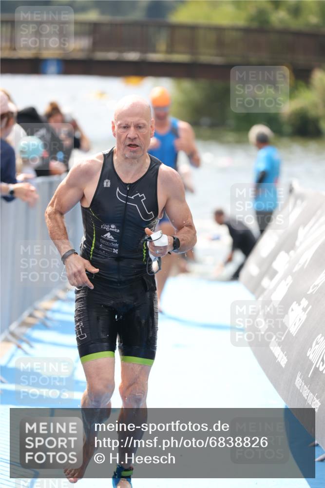 25.08.2024 - Elbe Triathlon Hamburg H.Heesch http://msf.ph/oto/6838826 25.08.2024 14:05:23 Schwimmen 1, 2, 4, 8, 9, 13, 14, 22, 25 meine-sportfotos.de